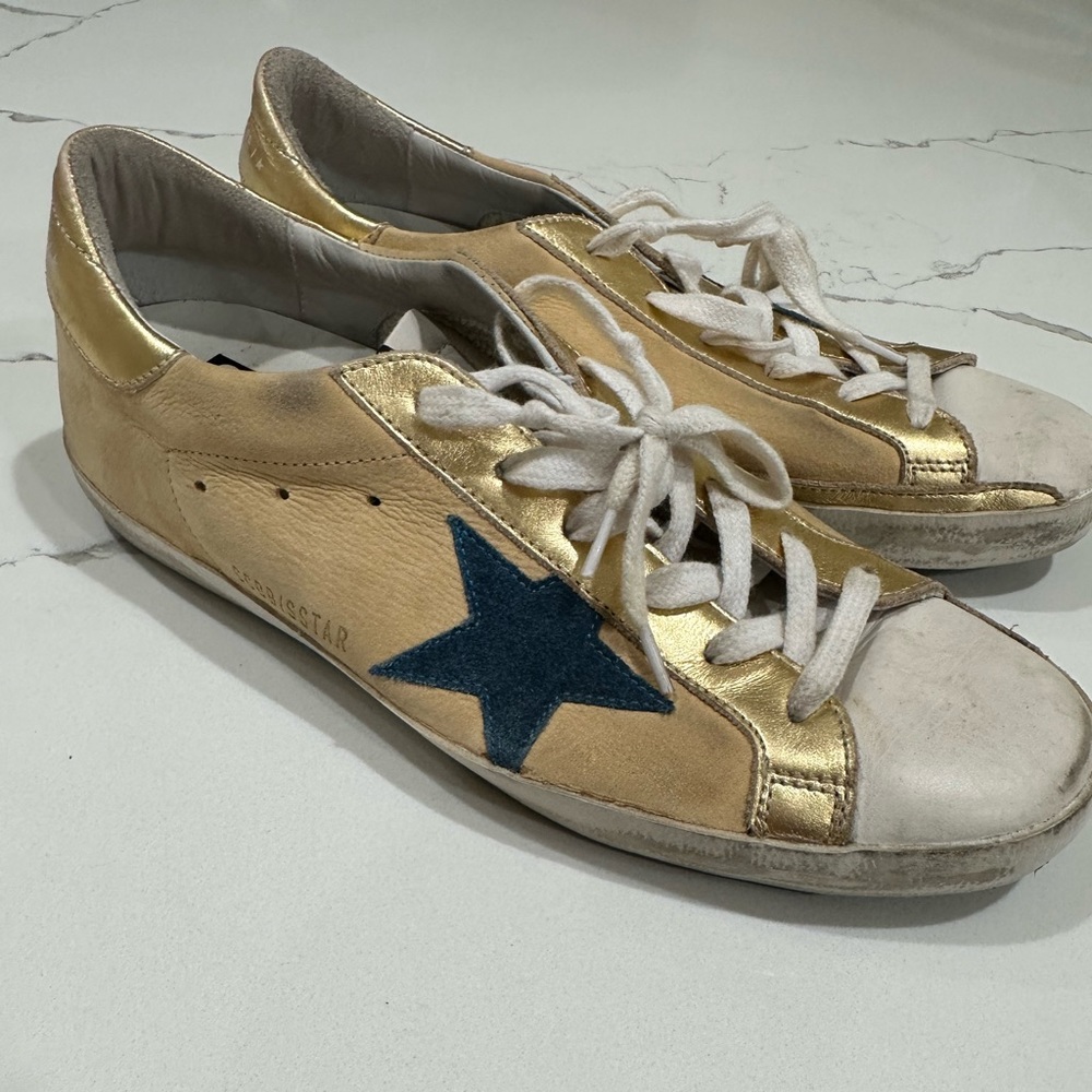 Size 40 Golden Goose